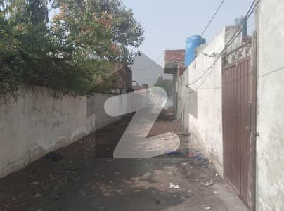 2 Marla plot near Ferozepur road gajjumate and New defence road and few steps from 200ft road kahna nau Lahore