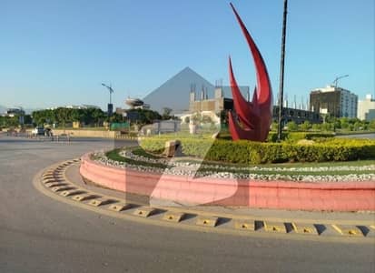 Bahria Enclave Sector C1 10 Marla Road 6/1 Comercial Back Develop Plot For Sale Close to Main Gate