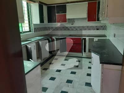 1 Kanal Full hous available for rent nfc society ph1 block D