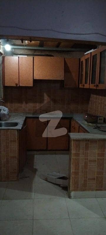 Prominently-Located 750 Square Feet Flat Available In Gulistan-e-Jauhar - Block 18