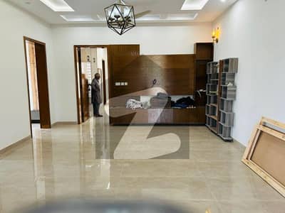 Brand New 10 Marla House Available For Rent On Prime Location And Reasonable Price Brand New 10 Marla House Available For Rent On Prime Location And Reasonable Price