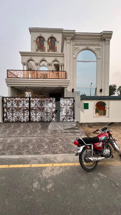 او ایل سی ۔ بلاک اے اوورسیز لو کاسٹ,بحریہ آرچرڈ فیز 2,بحریہ آرچرڈ,لاہور میں 5 کمروں کا 8 مرلہ مکان 2.8 کروڑ میں برائے فروخت۔ او ایل سی ۔ بلاک اے اوورسیز لو کاسٹ,بحریہ آرچرڈ فیز 2,بحریہ آرچرڈ,لاہور میں 5 کمروں کا 8 مرلہ مکان 2.8 کروڑ میں برائے فروخت۔