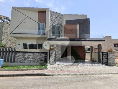 بحریہ ٹاؤن فیز 3 بحریہ ٹاؤن راولپنڈی,راولپنڈی میں 5 کمروں کا 1 کنال مکان 11.0 کروڑ میں برائے فروخت۔ بحریہ ٹاؤن فیز 3 بحریہ ٹاؤن راولپنڈی,راولپنڈی میں 5 کمروں کا 1 کنال مکان 11.0 کروڑ میں برائے فروخت۔