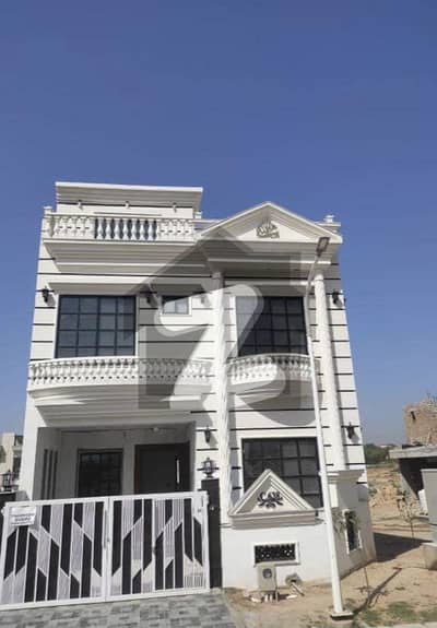 Gulberg greens islamabad  Gulberg residencia  Block C 5marla  House Prime location  All facilities available  Near to main D markez