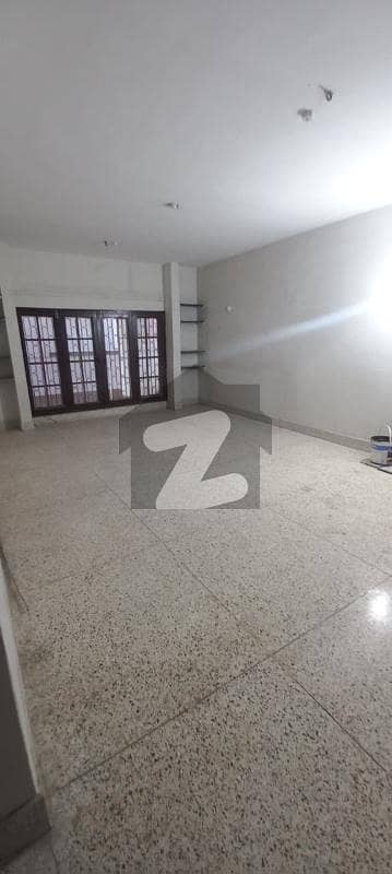 فیڈرل بی ایریا ۔ بلاک 6 فیڈرل بی ایریا,کراچی میں 3 کمروں کا 1 کنال بالائی پورشن 1.3 لاکھ میں کرایہ پر دستیاب ہے۔