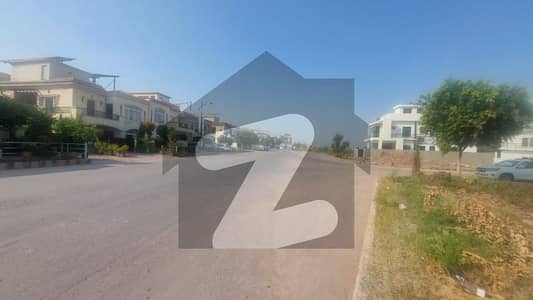 100 Feet Wide Main Boulevard Beautiful Location 10 Marla Plot in C1