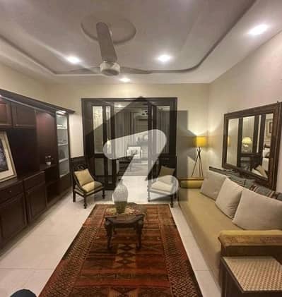 1 KANAL LUXURY UPAR RENT FOR FAMILY   JOHAR TOWN PRIME LOCTION NEAR MIYAN PLAZA