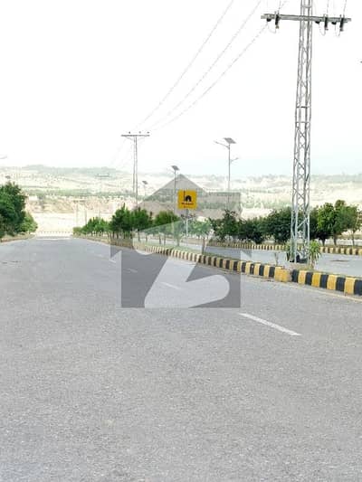 5 Marla Semi Develop Plot