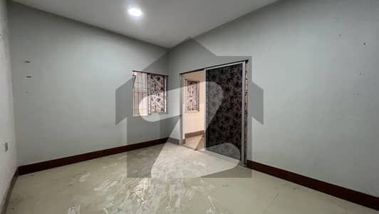 Spacious Prime Location 1300 Square Feet Flat Available For RENT In gulshan e iqbal block 6