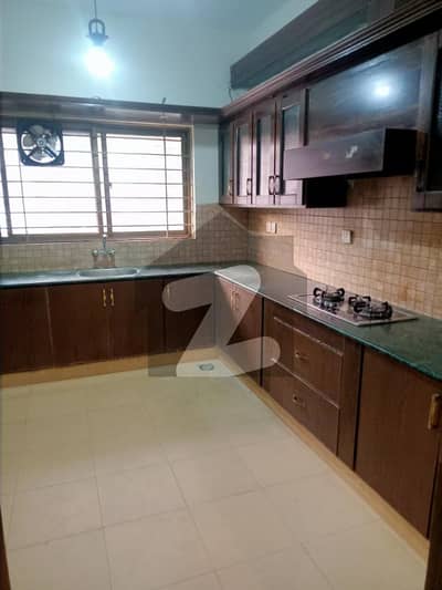 E-11 Out Class Location 10 Marla 3 Bedroom Upper Portion For Rent