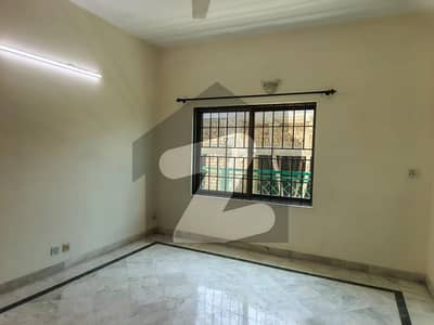 F-11/ Upper Portion 3 Bedroom Available For Rent