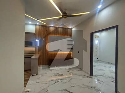 10 Marla Luxury Upper Portion For Rent Bahria Town Lahore