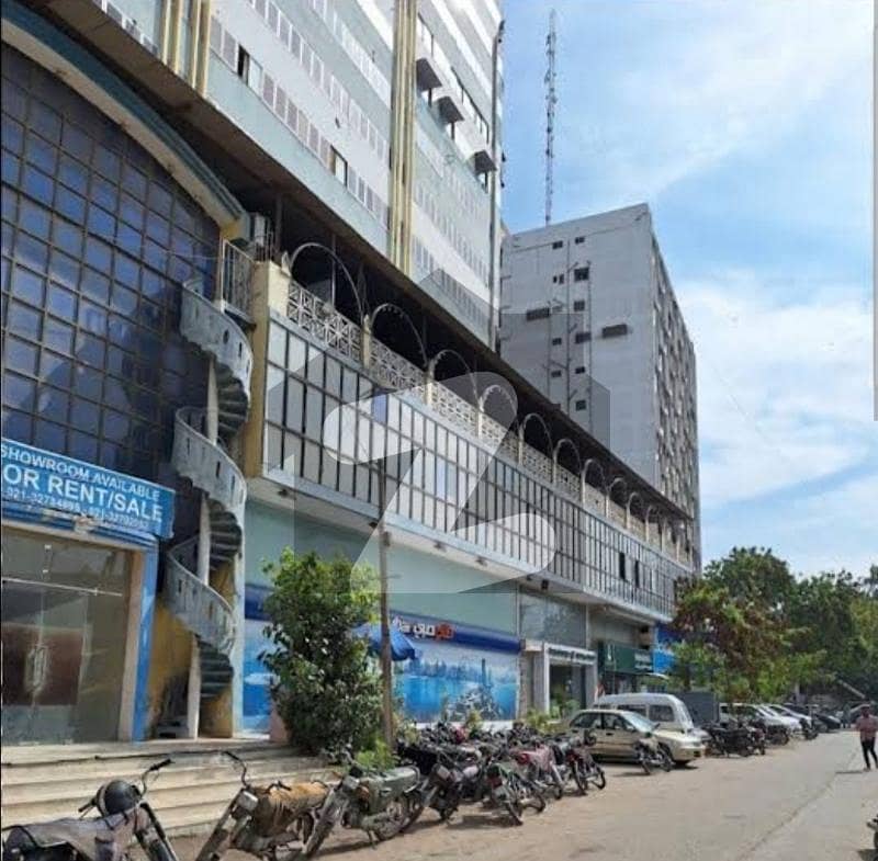 Beautiful Main Road Location Near FTC Bridge Beautiful Main Road Location Near FTC Bridge