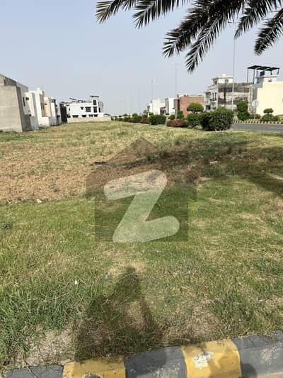 سٹی ہاؤسنگ سوسائٹی - بلاک اے ایکسٹینشن سٹی ہاؤسنگ سوسائٹی,سیالکوٹ میں 5 مرلہ رہائشی پلاٹ 78.0 لاکھ میں برائے فروخت۔