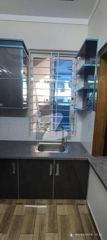 6.5 Marla Tile Floor Double Story Available For Rent