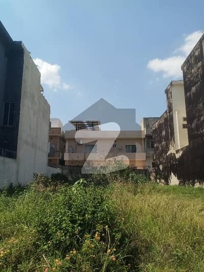 14 Marla Beautiful Location Park Face Plot For Sale In Sector D-12/3
