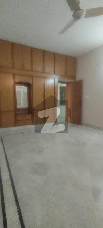 I 8 Top Location Upper Portion Available For Rent