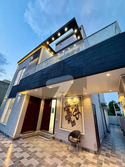 Bahria Orchard 10 Marla Luxury Home For Rent Near Masjid Park Market