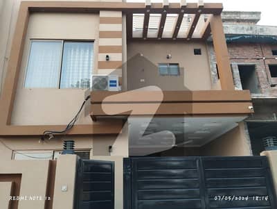 5 MARLA DOUBLE STORY BEAUTIFUL HOUSE WITH 5KV SOLAR INSTALLED