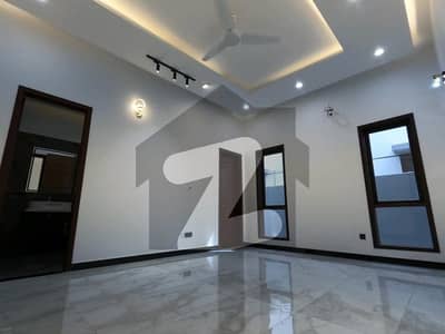 Get An Attractive Prime Location House In Karachi Under Rs. 125000000