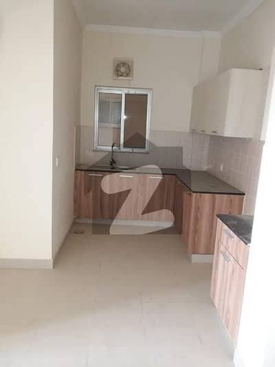 Prime Location Bahria Town Karachi 800 Square Feet Flat Up For sale