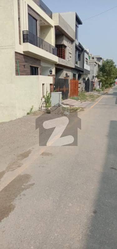 5 Marla Plot Available For Sale In Park View City Lahore