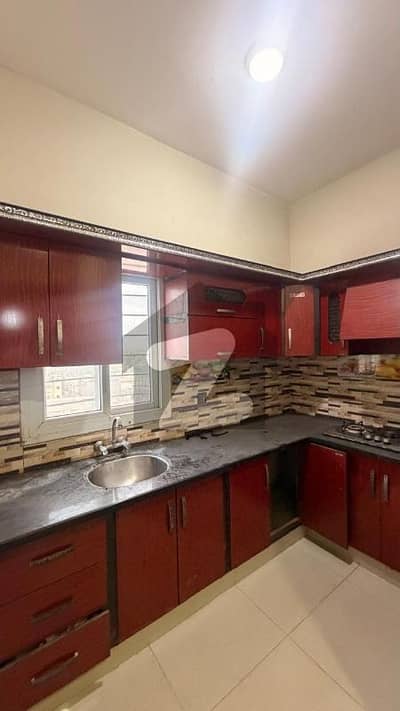 Flat Sized 1000 Square Feet In Gulshan-e-Iqbal - Block 2