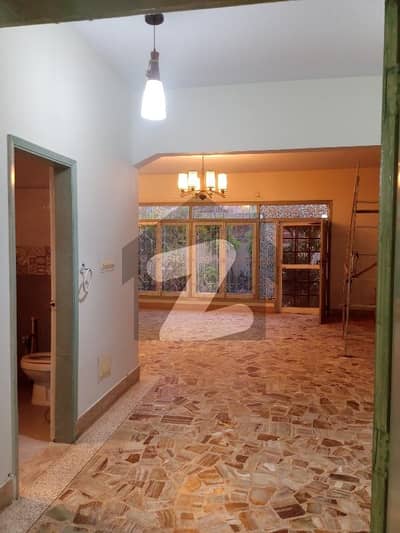 Idyllic Upper Portion Available In Gulshan-e-Iqbal - Block 4 For rent