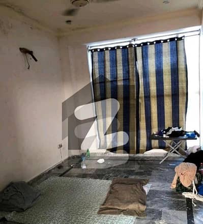 Rose Block 4 Marla Commercial Flat For Rent 1 Bedroom 1 Bath 2nd Floor.