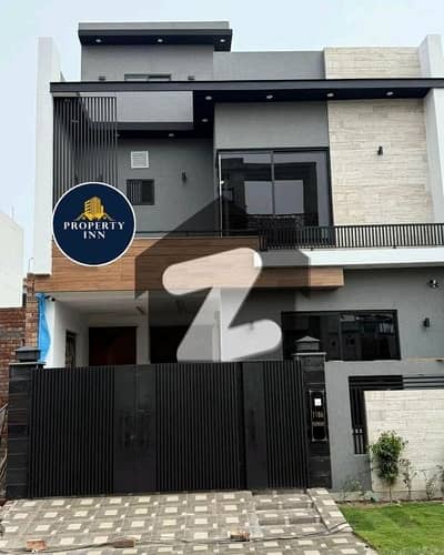 پارک ویو سٹی لاہور میں 4 کمروں کا 5 مرلہ مکان 2.25 کروڑ میں برائے فروخت۔