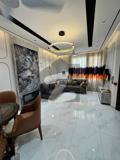 5 MARLA HOUSE BRAND NEW FULLY FURNISHD BEAUTIFUL LOCATION AVAILABLE FOR RENT