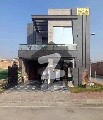 بحریہ ٹاؤن ۔ نشتر ایکسٹینشن بلاک بحریہ ٹاؤن سیکٹر ای,بحریہ ٹاؤن,لاہور میں 4 کمروں کا 5 مرلہ مکان 2.8 کروڑ میں برائے فروخت۔ بحریہ ٹاؤن ۔ نشتر ایکسٹینشن بلاک بحریہ ٹاؤن سیکٹر ای,بحریہ ٹاؤن,لاہور میں 4 کمروں کا 5 مرلہ مکان 2.8 کروڑ میں برائے فروخت۔