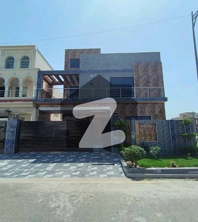 نیو لاہور سٹی ۔ فیز 2 نیو لاهور سٹی,لاہور میں 5 کمروں کا 10 مرلہ مکان 3.5 کروڑ میں برائے فروخت۔ نیو لاہور سٹی ۔ فیز 2 نیو لاهور سٹی,لاہور میں 5 کمروں کا 10 مرلہ مکان 3.5 کروڑ میں برائے فروخت۔