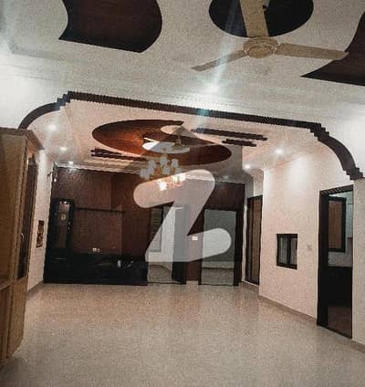 جوہر ٹاؤن فیز 1 جوہر ٹاؤن,لاہور میں 6 کمروں کا 10 مرلہ مکان 4.25 کروڑ میں برائے فروخت۔ جوہر ٹاؤن فیز 1 جوہر ٹاؤن,لاہور میں 6 کمروں کا 10 مرلہ مکان 4.25 کروڑ میں برائے فروخت۔