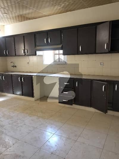 Gulshan Iqbal block 5 1st Floor 2 Bed Lounge 240 square yards Rent Demand 65000 Portion For Rent   *Code(16526)*