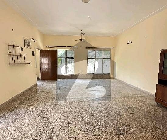 1 Kanal Upper Portion In Gulberg 1 Kanal Upper Portion In Gulberg