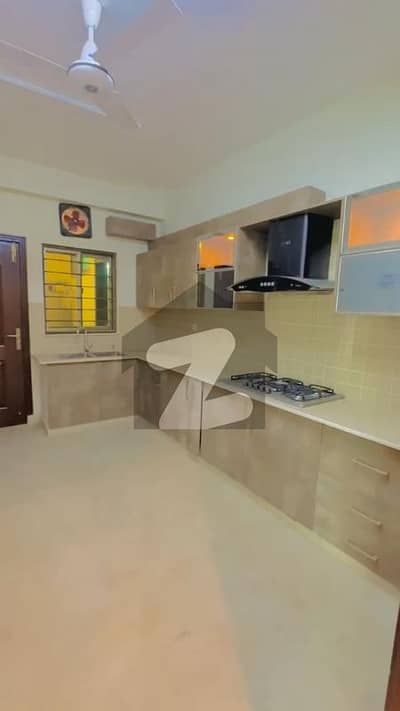 3 Bed Room Apartment Available For Sale in Askari 11 3 Bed Room Apartment Available For Sale in Askari 11