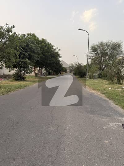 Kanal plot for sale