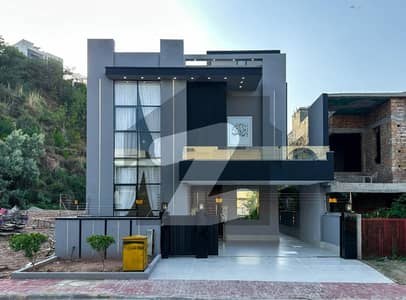 18 Marla Owner-Built House with 6 Marla Lawn Overseas 2 Bahria Town Phase 8