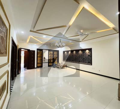 10 MARLA BRAND NEW HOUSE IN BAHRIA TOWN Phase 8 For Sale