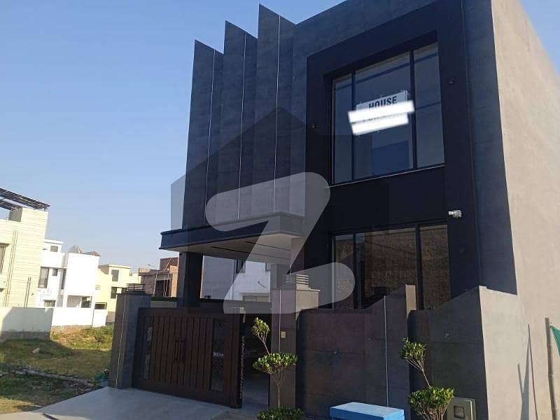 **5 Marla House for Sale** **5 Marla House for Sale**