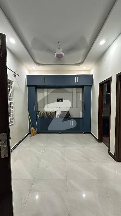 Upper portion for rent