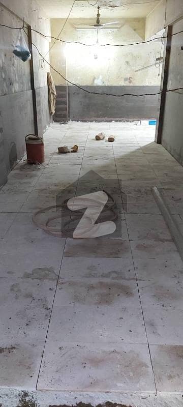 L Shape 350 Sqft Shop