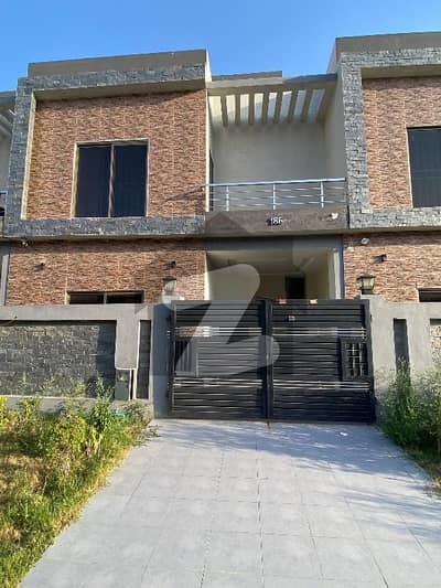 ڈی ایچ اے ڈیفینس گوجرانوالہ میں 3 کمروں کا 5 مرلہ مکان 1.7 کروڑ میں برائے فروخت۔