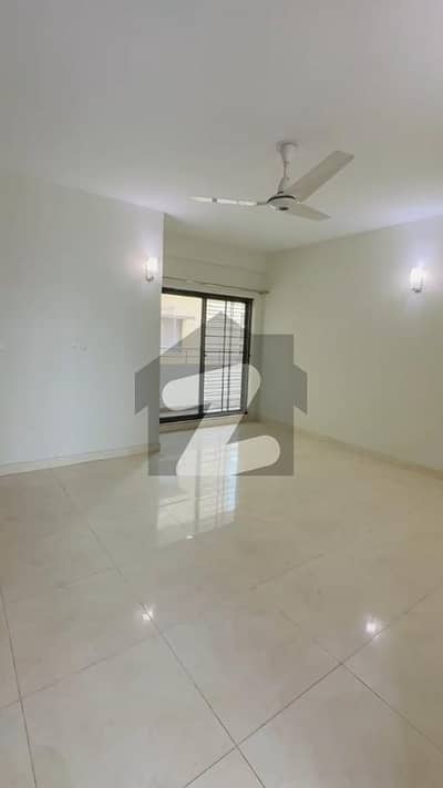 3 Bed Room Apartment Available For Sale in Askari 11