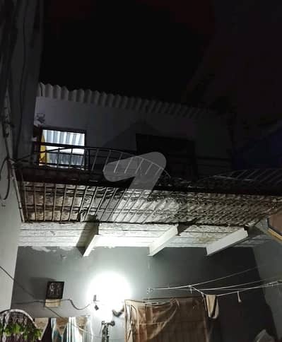 Ideal Prime Location 120 Square Yards House Available In Gulistan-e-Jauhar - Block 10, Karachi