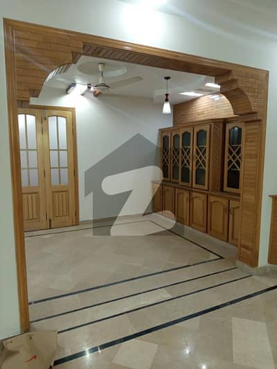 G-10/3 Size 500sqy Ground Floor 3bed 3bath Dring Tvlounge Kitchen