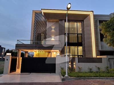 Elegant Design House With Mezzanine Floor