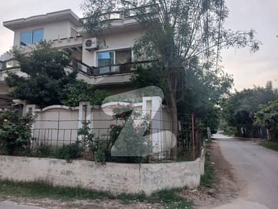 1 kanal single storey house available for sale in Pakistan town phase 2