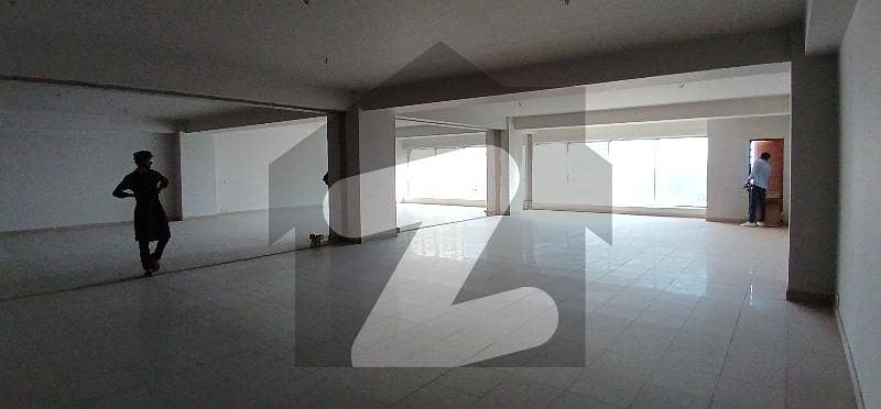 2000 sqfts office availabke for sell at sahra e faisal 2000 sqfts office availabke for sell at sahra e faisal
